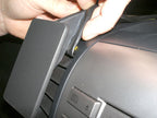 Brodit ProClip 654059 voor Mazda BT 50 2007-2012 - detail van dashboardmontage