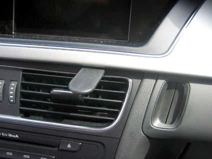 Brodit ProClip 654062 voor Audi S5 2007-2009, Audi S4 Sedan 2008-2009 e.a. - montagepositie op dashboard