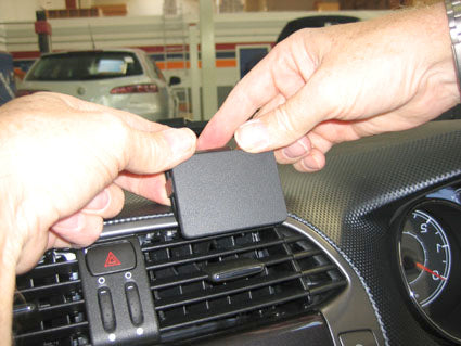 Brodit ProClip 654074 voor Fiat Bravo 2008-2014 - ProClip geplaatst in het voertuig