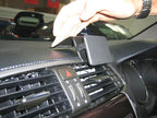 Brodit ProClip 654074 voor Fiat Bravo 2008-2014 - detail van dashboardmontage