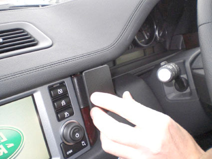 Brodit ProClip 654085 voor Land Rover Range Rover 2002-2012 - montagepositie op dashboard