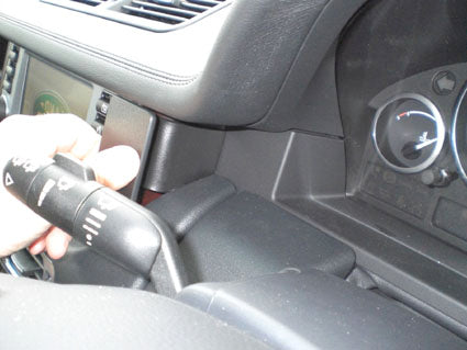 Brodit ProClip 654085 voor Land Rover Range Rover 2002-2012 - detail van dashboardmontage
