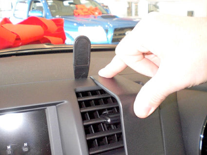 Brodit ProClip 654096 voor Toyota Kluger 2008-2013 en Toyota Highlander 2008-2013 - detail van dashboardmontage