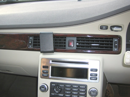 Brodit ProClip 654116 voor Volvo XC70 2008-2011, Volvo V70 II 2008-2011 en Volvo S80 2007-2011 - installatiepositie