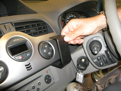 Brodit ProClip 654206 voor Renault Kangoo 2008-2013 - ProClip geplaatst in het voertuig