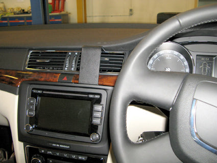 Brodit ProClip 654218 voor Skoda Superb 2009-2015 - installatiepositie