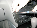 Brodit ProClip 654264 voor Audi Q5 2009-2014 - detail van dashboardmontage
