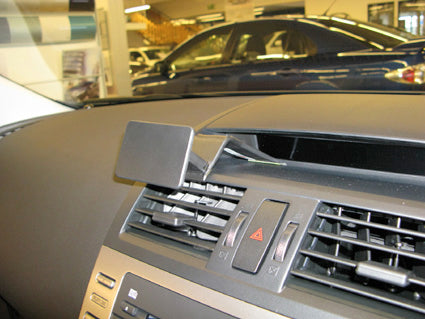 Brodit ProClip 654266 voor Mazda 6 2008-2012 - detail van dashboardmontage