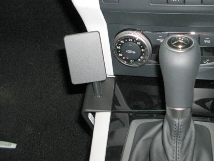 Brodit ProClip 654269 voor Mercedes Benz GLK-Class 2008-2012 - detail van dashboardmontage
