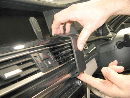 Brodit ProClip 654298 voor BMW 7-series F01, F02 2009-2015 - ProClip geplaatst in het voertuig