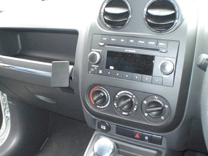 Brodit ProClip 654303 voor Jeep Patriot 2009-2017 en Jeep Compass 2009-2016 - installatiepositie