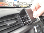Brodit ProClip 654319 voor Honda Jazz 2009-2014 en Honda Fit 2009-2013 - montagepositie op dashboard