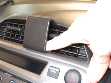 Brodit ProClip 654319 voor Honda Jazz 2009-2014 en Honda Fit 2009-2013 - detail van dashboardmontage