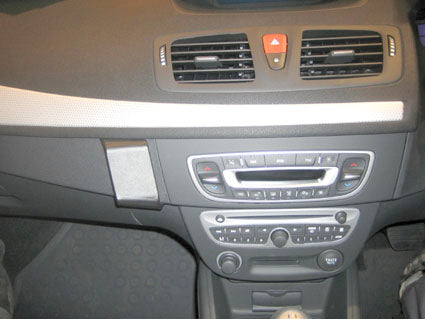 Brodit ProClip 654338 voor Renault Mégane III 2009-2016 en Renault Fluence 2010-2015 - installatiepositie