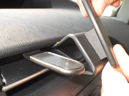 Brodit ProClip 654354 voor Toyota Prius 2010-2016 - ProClip geplaatst in het voertuig