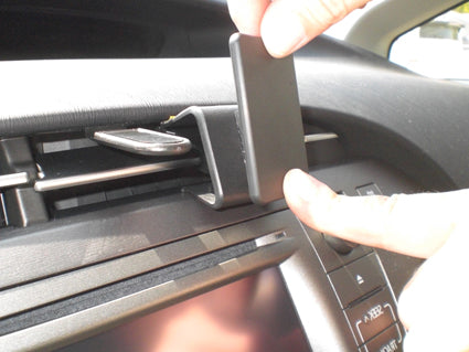 Brodit ProClip 654354 voor Toyota Prius 2010-2016 - detail van dashboardmontage
