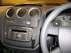 Brodit ProClip 654379 voor Ford Transit Connect 2010-2013 en Ford Tourneo Connect 2010-2013 - installatiepositie