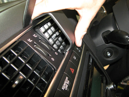 Brodit ProClip 654382 voor Volkswagen Polo 2010-2017 - ProClip geplaatst in het voertuig