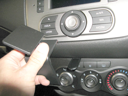 Brodit ProClip 654385 voor Alfa Romeo MiTo 2009-2018 - montagepositie op dashboard