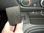 Brodit ProClip 654391 voor Renault Scénic 2010-2016 - montagepositie op dashboard