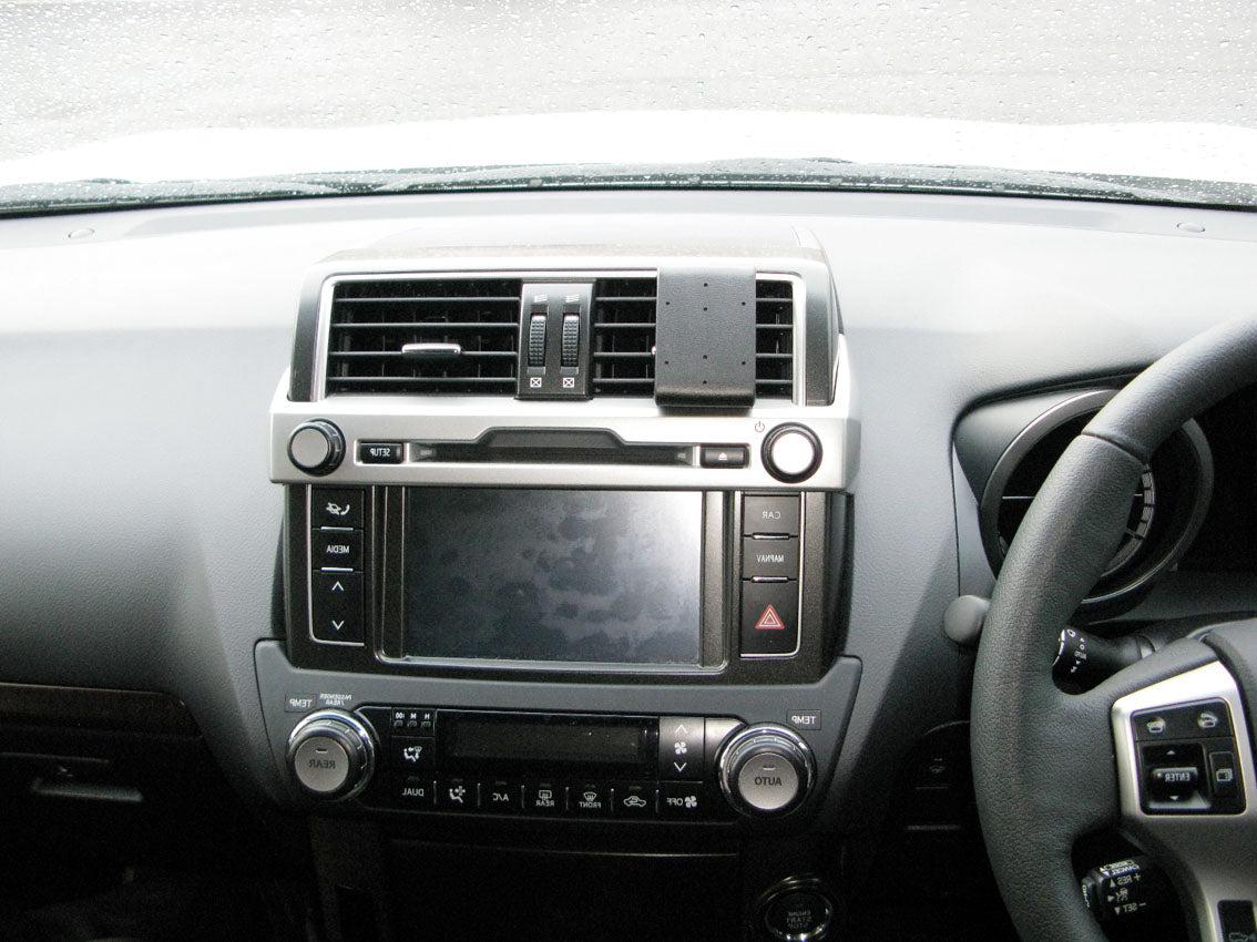 Brodit ProClip 654443 voor Toyota Prado 2010-2014 en Toyota LandCruiser 2010-2014 - productfoto zwarte ABS montagebasis