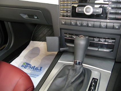 Brodit ProClip 654460 voor Mercedes Benz E-Class, Coupé 2010-2017 en Mercedes Benz E-Class, Convertible 2010-2014 - installatiepositie