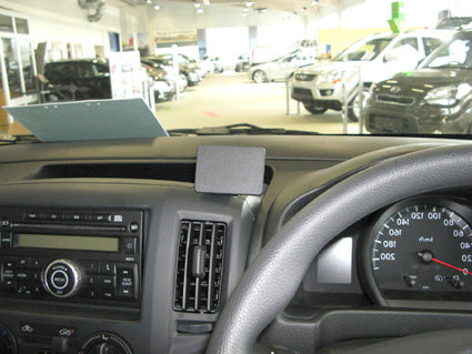 Brodit ProClip 654463 voor Nissan NV200 2010-2014 en Nissan Evalia 2010-2014 - installatiepositie