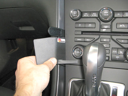 Brodit ProClip 654514 voor Saab 9-5 2011-2012 - detail van dashboardmontage