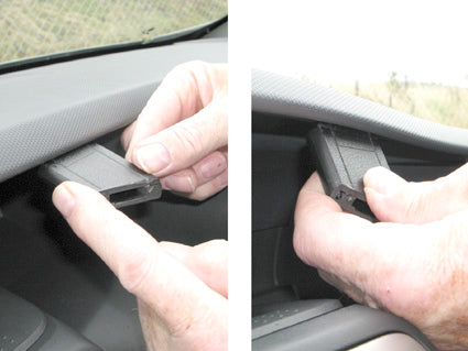 Brodit ProClip 654517 voor Nissan Primastar 2011-2014, Opel Vivaro 2011-2014 e.a. - montagepositie op dashboard
