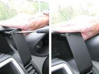Brodit ProClip 654517 voor Nissan Primastar 2011-2014, Opel Vivaro 2011-2014 e.a. - detail van dashboardmontage