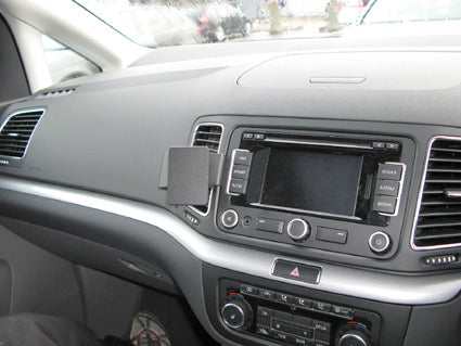 Brodit ProClip 654563 voor Seat Alhambra 2011-2019 en Volkswagen Sharan 2011-2022 - installatiepositie