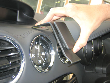 Brodit ProClip 654582 voor Peugeot RCZ 2010-2016 - ProClip geplaatst in het voertuig