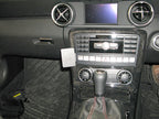 Brodit ProClip 654617 voor Mercedes Benz SLK-Class 2011-2019 en Mercedes Benz SLC-Class 2017-2023 - installatiepositie