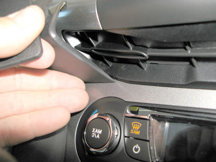 Brodit ProClip 654620 voor Ford Focus 2011-2014 - montagepositie op dashboard