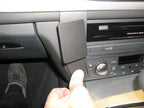 Brodit ProClip 654622 voor Audi S6 2011-2018 en Audi A6 2011-2018 - detail van dashboardmontage