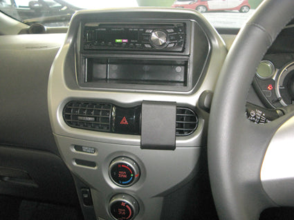 Brodit ProClip 654628 voor Citroen C-Zero 2010-2017, Mitsubishi i-MiEV 2010-2017 en Peugeot iOn 2010-2017 - installatiepositie