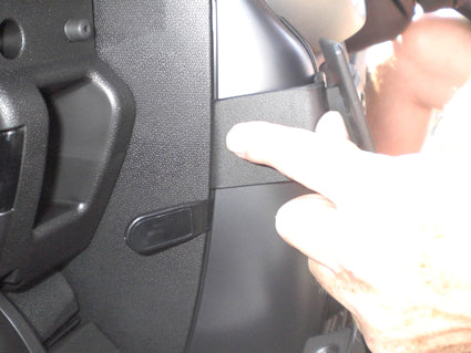 Brodit ProClip 654662 voor Mini Paceman 2013-2016 en Mini Countryman 2010-2016 - detail van dashboardmontage