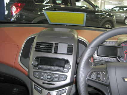 Brodit ProClip 654680 voor Chevrolet Aveo 2012-2014 en Holden Barina 2012-2019 - productfoto zwarte ABS montagebasis