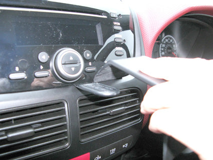 Brodit ProClip 654693 voor Fiat Doblò 2010-2014, Holden Combo 2012-2015 e.a. - montagepositie op dashboard