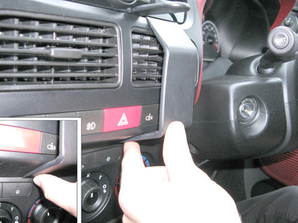 Brodit ProClip 654693 voor Fiat Doblò 2010-2014, Holden Combo 2012-2015 e.a. - detail van dashboardmontage