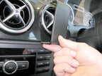 Brodit ProClip 654749 voor Mercedes Benz B-Class 2012-2018 - montagepositie op dashboard