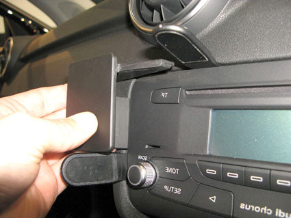 Brodit ProClip 654756 voor Audi A1 2012-2018 - ProClip geplaatst in het voertuig