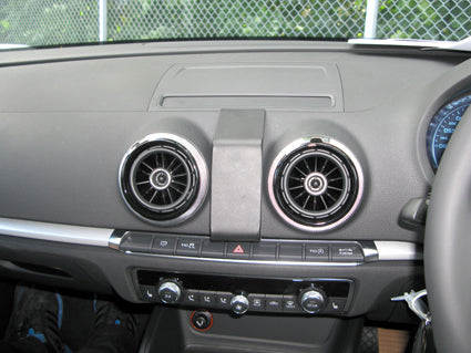 Brodit ProClip 654804 voor Audi S3 2013-2020 en Audi A3 2013-2020 - installatiepositie