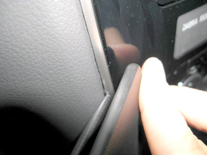 Brodit ProClip 654817 voor Mitsubishi Outlander 2013-2021 - ProClip geplaatst in het voertuig