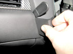 Brodit ProClip 654817 voor Mitsubishi Outlander 2013-2021 - detail van dashboardmontage