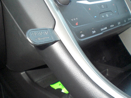 Brodit ProClip 654823 voor Ford Mondeo 2015-2022 en Ford Mondeo 2015-2018 - montagepositie op dashboard