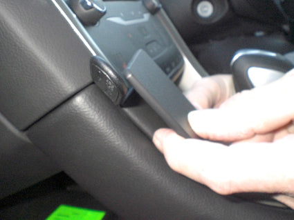Brodit ProClip 654823 voor Ford Mondeo 2015-2022 en Ford Mondeo 2015-2018 - ProClip geplaatst in het voertuig