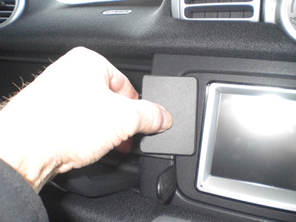 Brodit ProClip 654827 voor Smart ForTwo 2011-2014 - detail van dashboardmontage