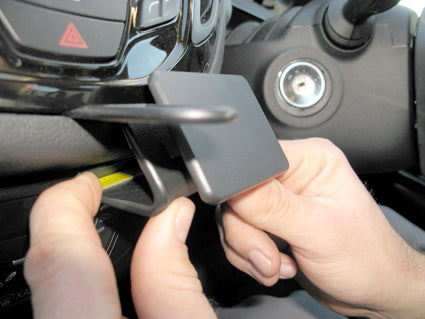 Brodit ProClip 654849 voor Ford B-Max 2013-2018 - ProClip geplaatst in het voertuig