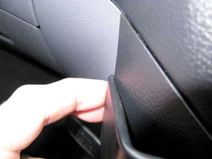Brodit ProClip 654865 voor Mazda BT 50 2013-2015 - detail van dashboardmontage